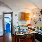 La Casa Nel Cuore Di - Happy アパート サンレモ