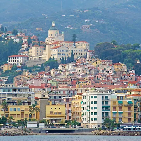 公寓 La Casa Nel Cuore Di Sanremo, Historic Center - Happy Rentals 圣雷默